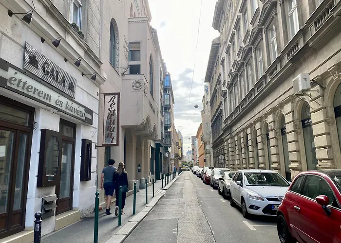 Daire Hajos Trendy Mini Loft In The Center Budapeşte